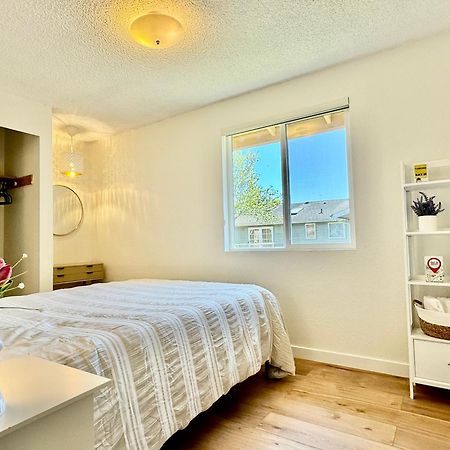 Besa Homestay Near Beach And Seatac Airport - Shared Bathroom With Max 2 Guests Des Moines Buitenkant foto